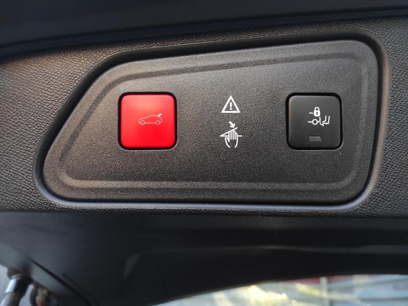 Peugeot - 3008 - 1,5bHDi Allure EAT8 S&amp;S Pano