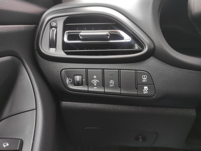 Hyundai - i30 - 1,0T-GDi Top KM,Style, ČR