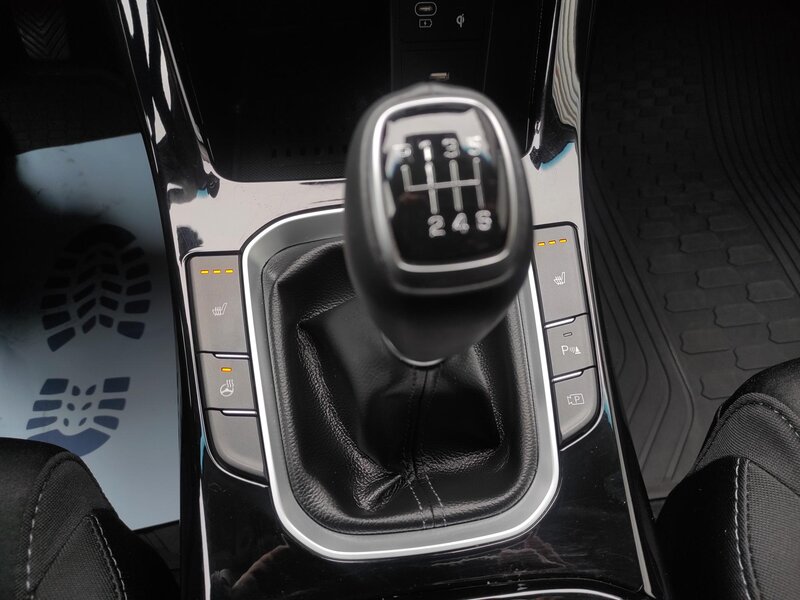 Hyundai - i30 - 1,0T-GDi Top KM,Style, ČR