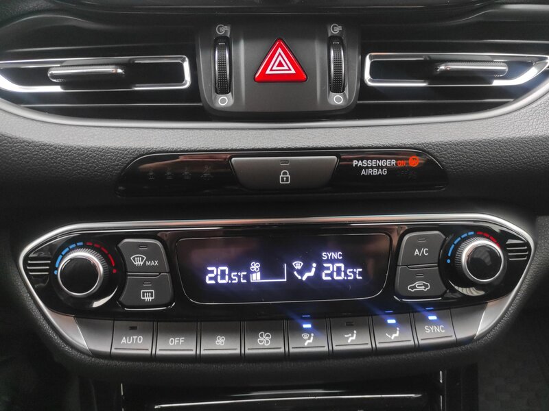 Hyundai - i30 - 1,0T-GDi Top KM,Style, ČR