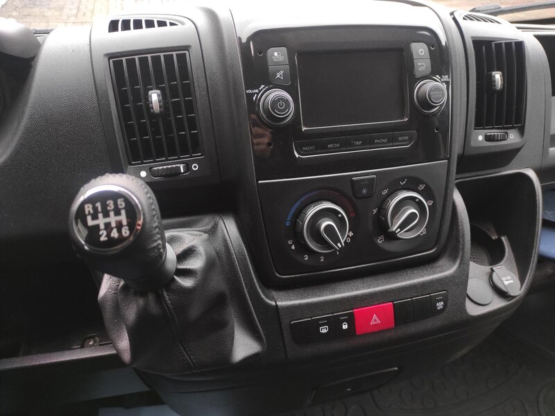 Peugeot - Boxer - 2,2BlueHDi L1H1, ČR,