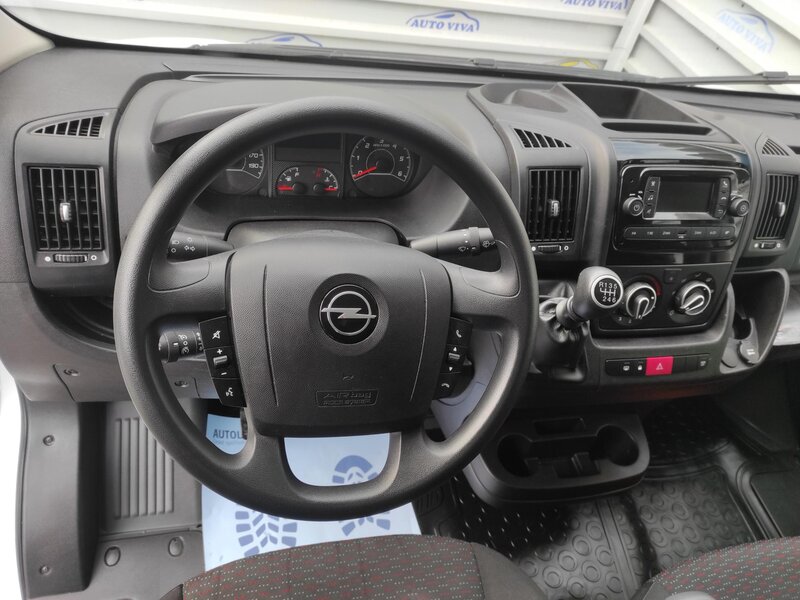 Opel - Movano - 2,2BHDi L2H1, 7 míst, Vestavba