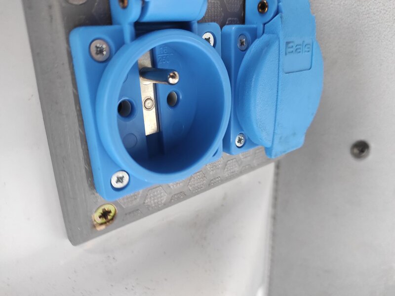 Opel - Movano - 2,2BHDi L2H1, 7 míst, Vestavba