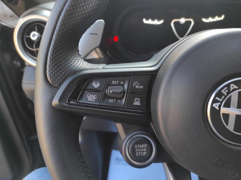 Alfa Romeo - Tonale - 1,5Turbo E-Hybrid,Speciale, AT