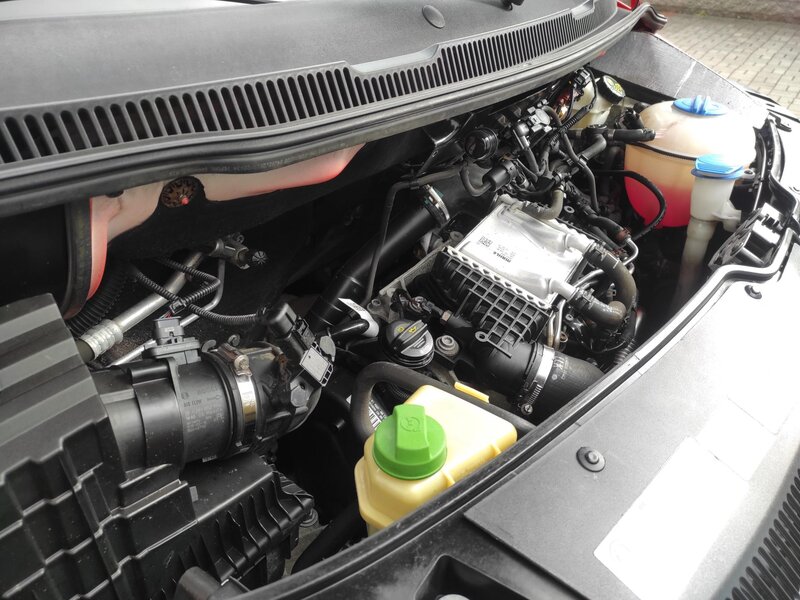 Volkswagen - Transporter - 2,0TDi DSG,Long,Dílna,2xDveře