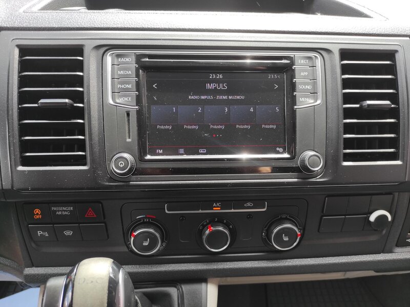Volkswagen - Transporter - 2,0TDi DSG,Long,Dílna,2xDveře Volkswagen - Transporter - 2,0TDi DSG,Long,Dílna,2xDveře