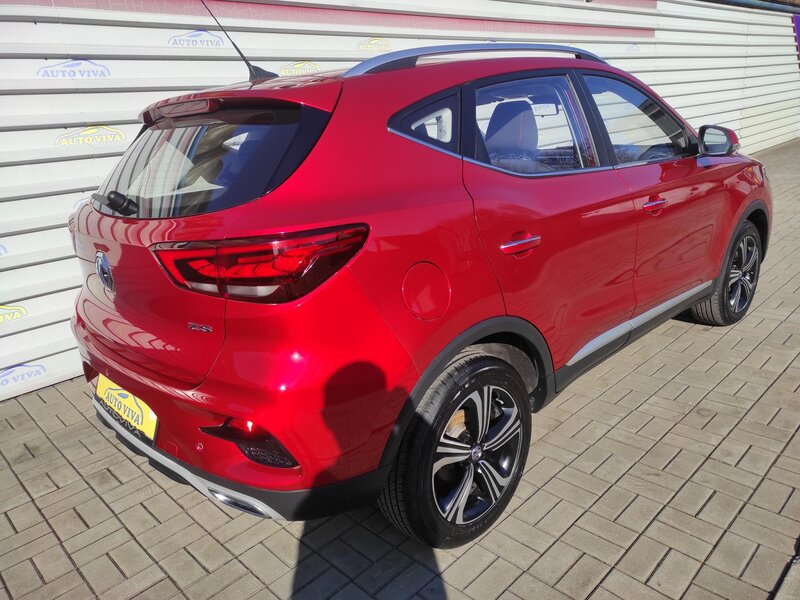 MG - ZS - 1,5i Essentiale plus, ČR