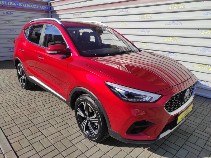 MG - ZS - 1,5i Essentiale plus, ČR