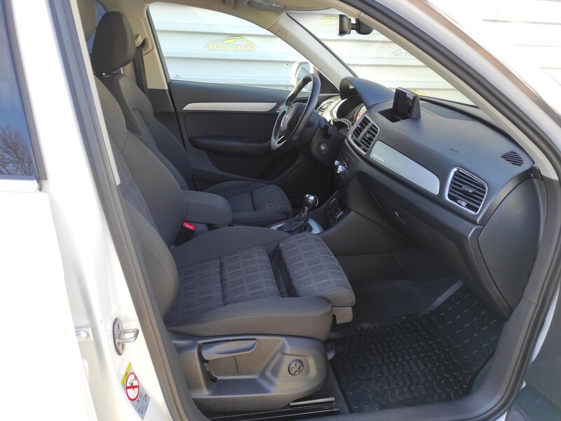 Audi - Q3 - 2,0TDi 4x4,S-Tronic,Sport,ČR