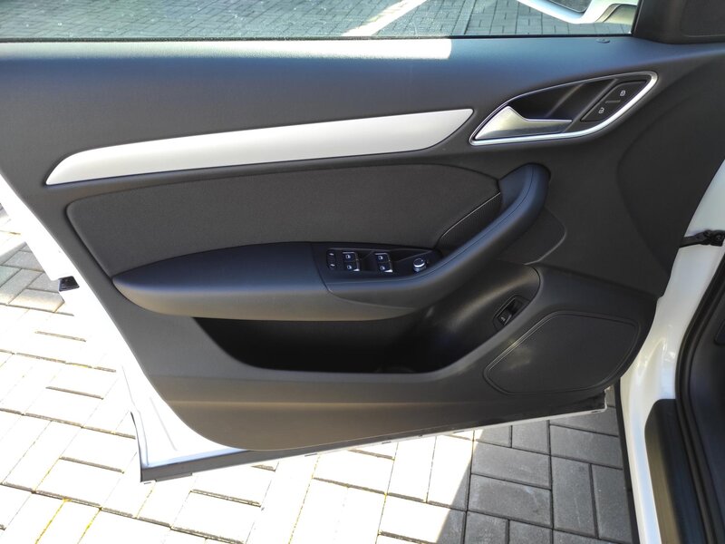 Audi - Q3 - 2,0TDi 4x4,S-Tronic,Sport,ČR