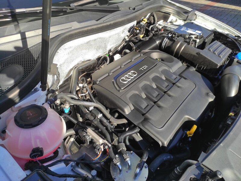 Audi - Q3 - 2,0TDi 4x4,S-Tronic,Sport,ČR