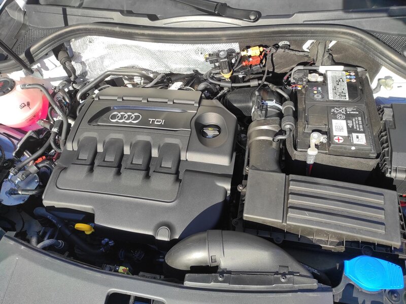 Audi - Q3 - 2,0TDi 4x4,S-Tronic,Sport,ČR