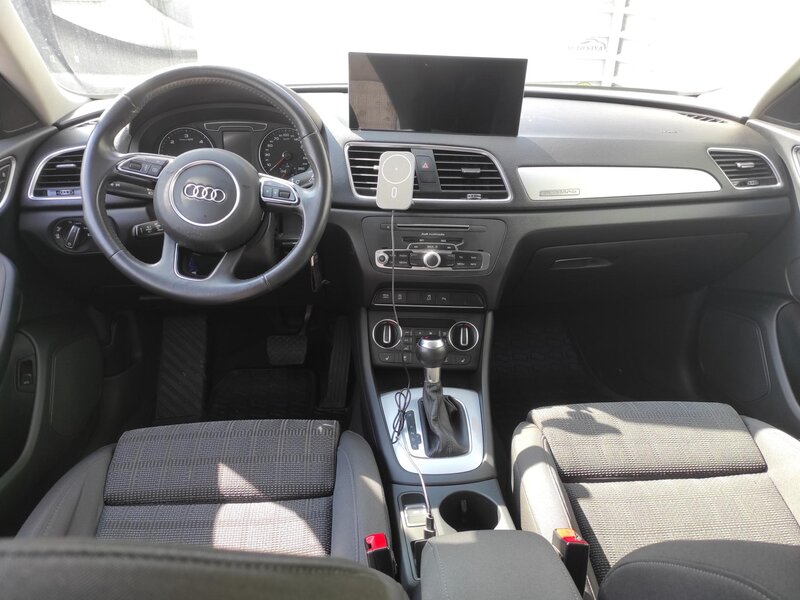 Audi - Q3 - 2,0TDi 4x4,S-Tronic,Sport,ČR
