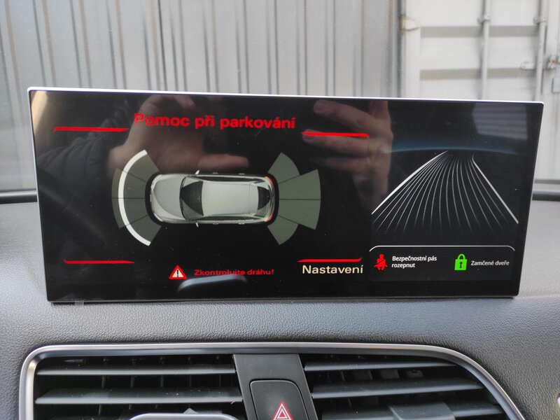 Audi - Q3 - 2,0TDi 4x4,S-Tronic,Sport,ČR