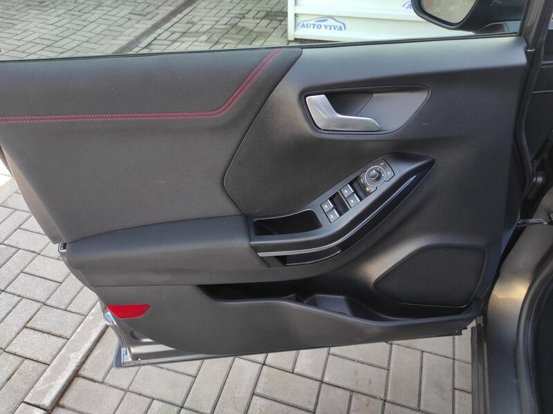 Ford - Puma - 1,0EcoBoost mHev ST-Line, ČR