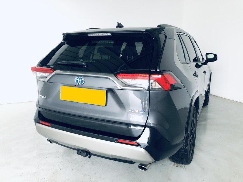 Toyota - RAV4 - 2,5e-CVT Hybrid Selection,ČR