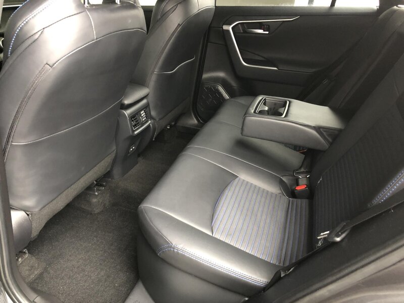 Toyota - RAV4 - 2,5e-CVT Hybrid Selection,ČR