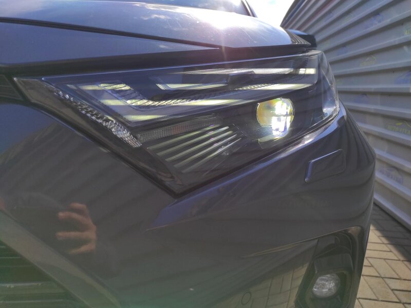 Toyota - RAV4 - 2,5e-CVT Hybrid Selection,ČR