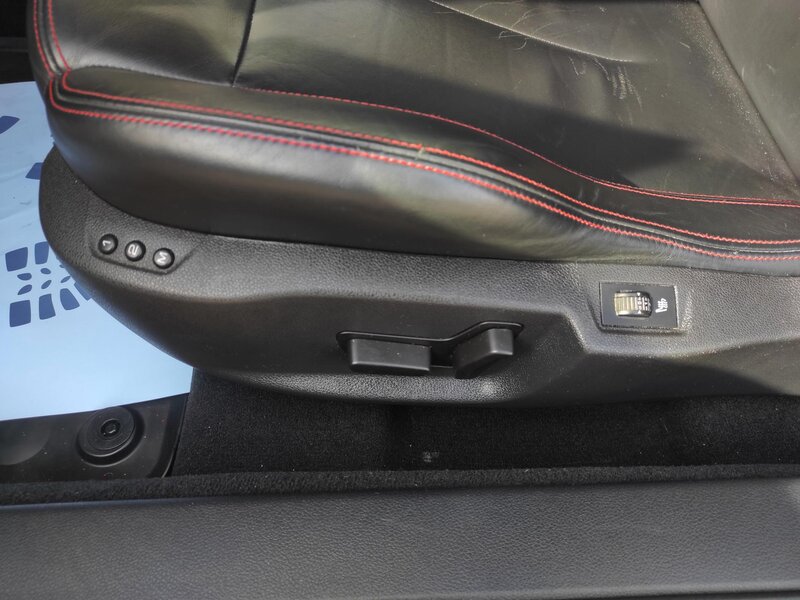 Peugeot - RCZ - 2,0HDi Red Carbon, Lift,