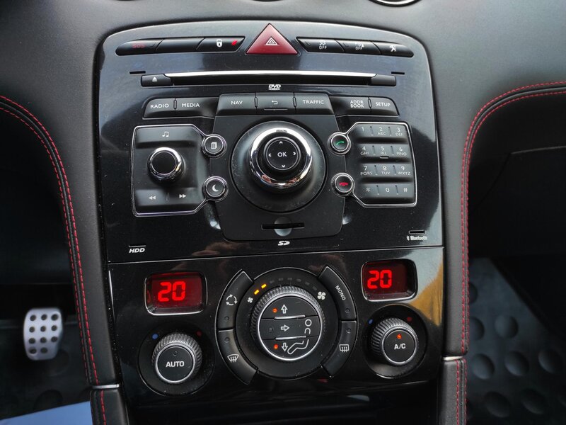 Peugeot - RCZ - 2,0HDi Red Carbon, Lift,