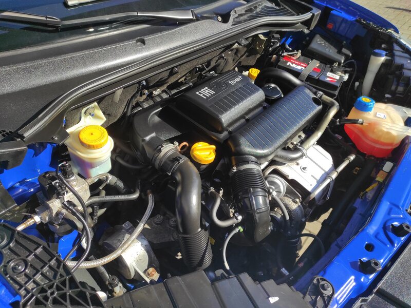 Fiat - Dobló cargo - 1,4T-Jet CNG, L2H1 MAXI, Tažné Fiat - Dobló cargo - 1,4T-Jet CNG, L2H1 MAXI, Tažné