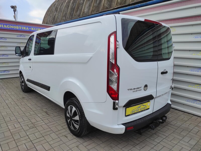 Ford - Transit Custom - 2,0EcoBlue mHev, L2, 6 míst Ford - Transit Custom - 2,0EcoBlue mHev, L2, 6 míst