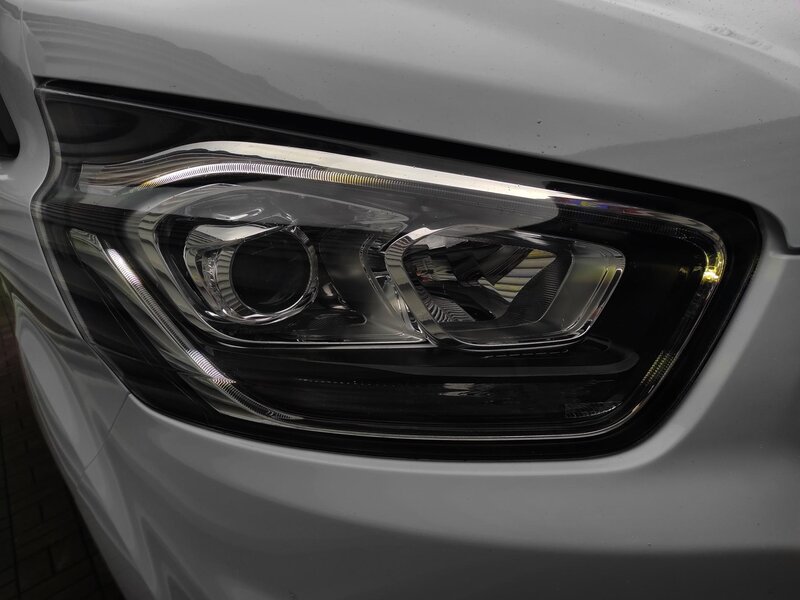 Ford - Transit Custom - 2,0EcoBlue mHev, L2, 6 míst,TZ