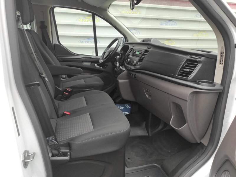 Ford - Transit Custom - 2,0EcoBlue mHev, L2, 6 míst,TZ