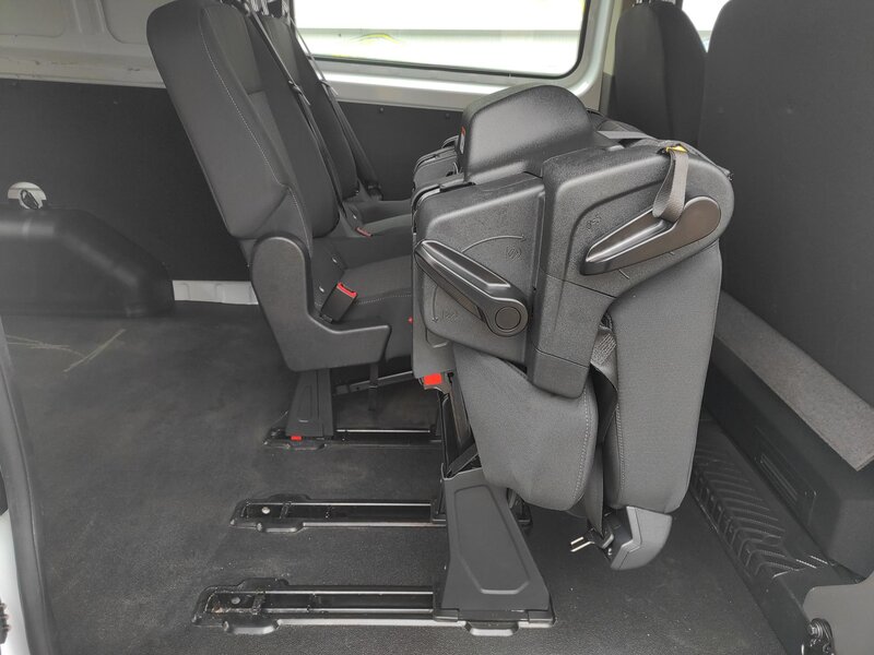 Ford - Transit Custom - 2,0EcoBlue mHev, L2, 6 míst,TZ