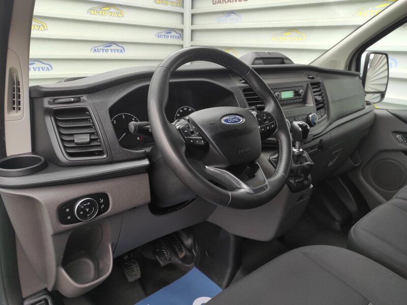 Ford - Transit Custom - 2,0EcoBlue mHev, L2, 6 míst,TZ