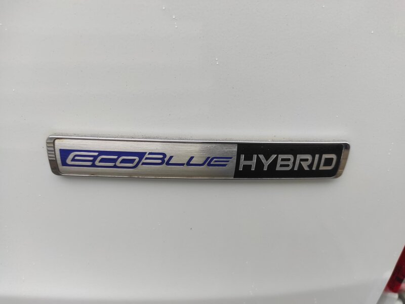 Ford - Transit Custom - 2,0EcoBlue mHev, L2, 6 míst,TZ