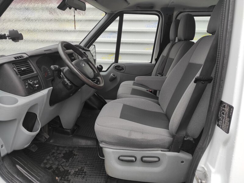 Ford - Transit - 2,2TDCi 7míst Valník Plachta Ford - Transit - 2,2TDCi 7míst Valník Plachta