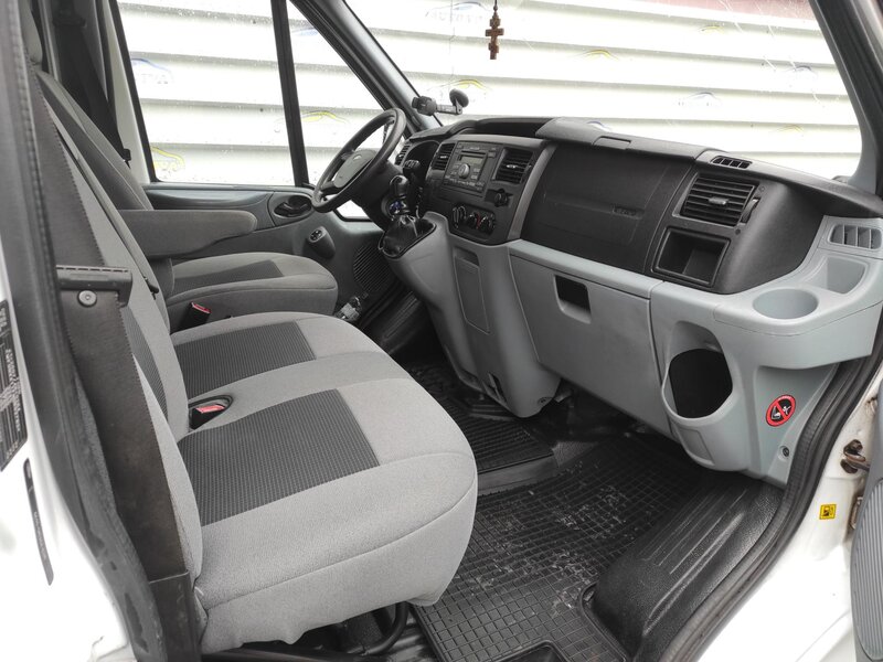 Ford - Transit - 2,2TDCi 7míst Valník Plachta Ford - Transit - 2,2TDCi 7míst Valník Plachta