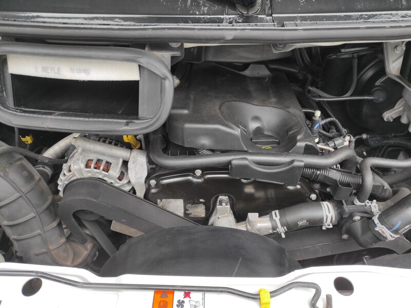 Ford - Transit - 2,2TDCi 7míst Valník Plachta Ford - Transit - 2,2TDCi 7míst Valník Plachta