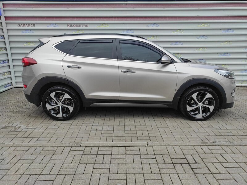 Hyundai - Tucson - 2.0 CRDI 136KW Style 4x4