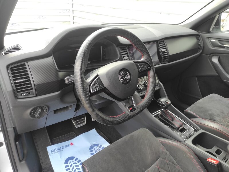 Škoda - Kodiaq - 2,0TDi RS,4x4,DSG,7 míst,TZ