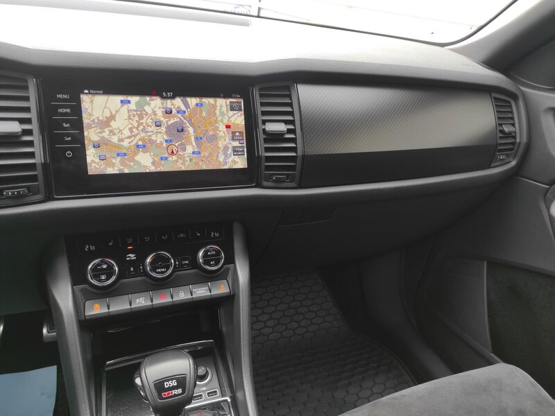 Škoda - Kodiaq - 2,0TDi RS,4x4,DSG,7 míst,TZ