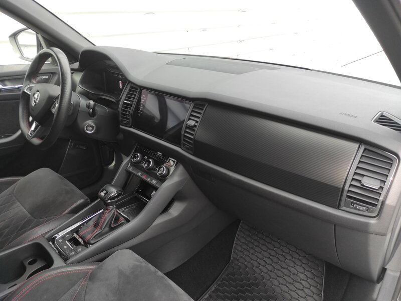 Škoda - Kodiaq - 2,0TDi RS,4x4,DSG,7 míst,TZ