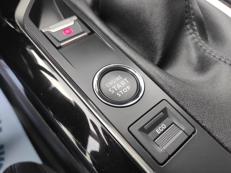 Peugeot - 3008 - 1,5BlueHDi S&amp;S, ALLURE, ČR