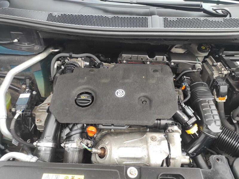 Peugeot - 3008 - 1,5BlueHDi S&amp;S, ALLURE, ČR