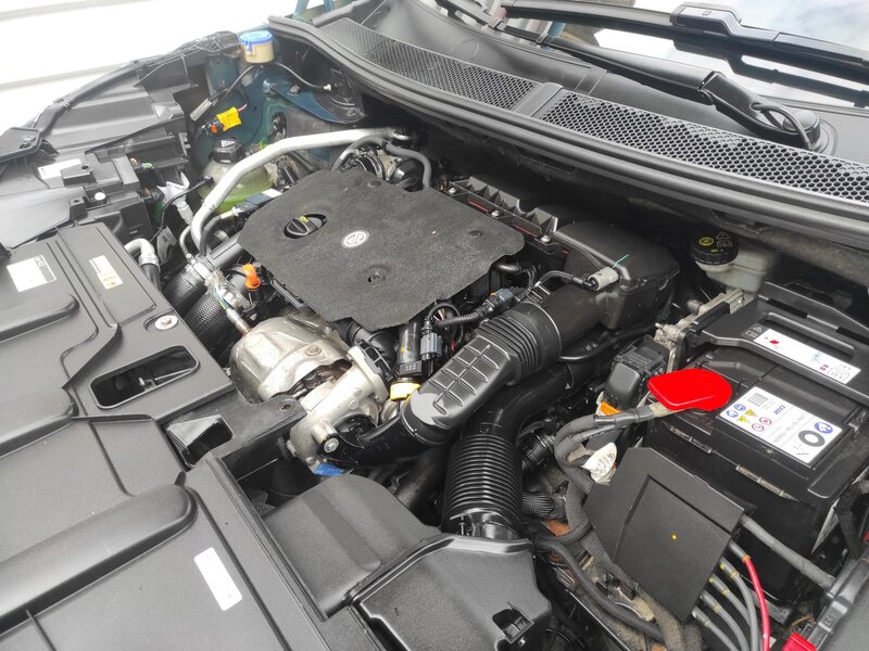 Peugeot - 3008 - 1,5BlueHDi S&amp;S, ALLURE, ČR