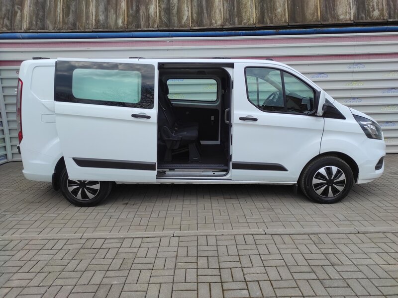 Ford - Transit Custom - 2.0EcoBlue mHev, L2, 6 míst,TZ