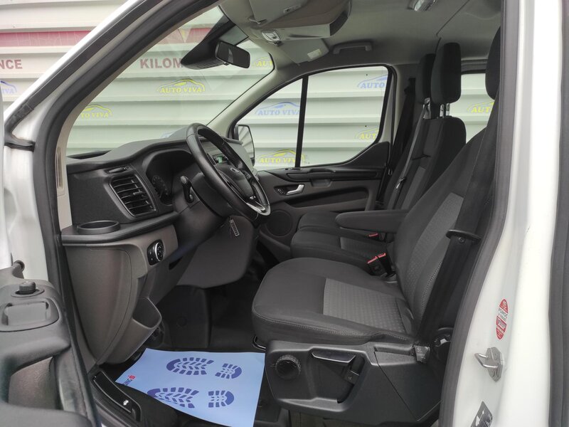 Ford - Transit Custom - 2.0EcoBlue mHev, L2, 6 míst,TZ