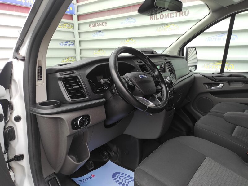 Ford - Transit Custom - 2.0EcoBlue mHev, L2, 6 míst,TZ