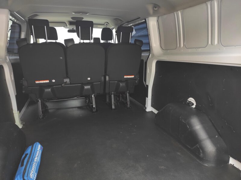 Ford - Transit Custom - 2.0EcoBlue mHev, L2, 6 míst,TZ Ford - Transit Custom - 2.0EcoBlue mHev, L2, 6 míst,TZ