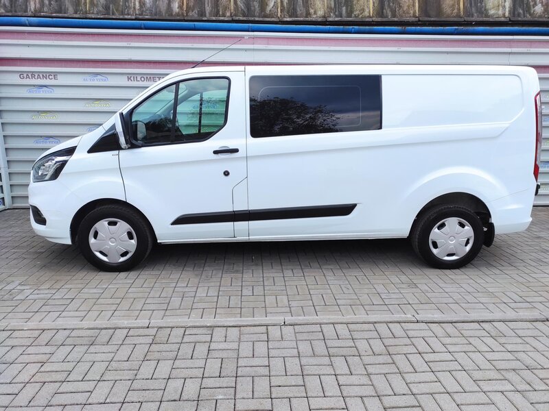 Ford - Transit Custom - 2.0EcoBlue mHev, L2, 6 míst,TZ Ford - Transit Custom - 2.0EcoBlue mHev, L2, 6 míst,TZ