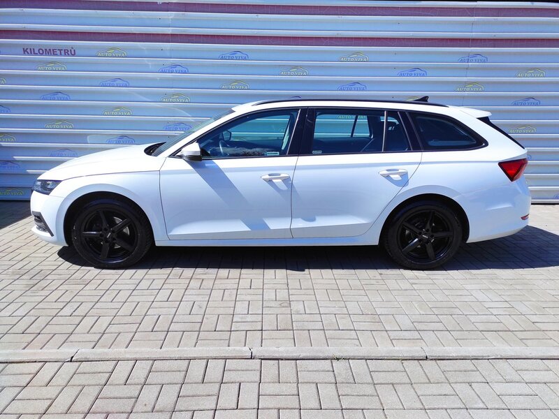 Škoda - Octavia - 2,0TDi 110kW, DSG, Ambition,TZ