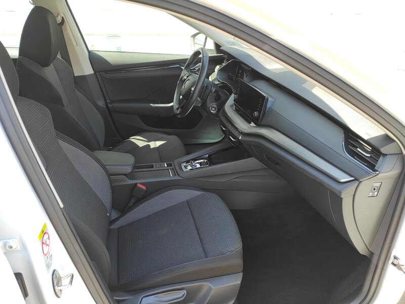 Škoda - Octavia - 2,0TDi 110kW, DSG, Ambition,TZ