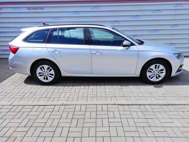 Škoda - Octavia - 2,0TDi 85kW, Ambition Plus, ČR