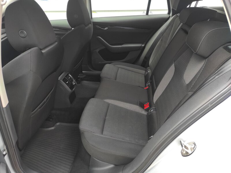 Škoda - Octavia - 2,0TDi 85kW, Ambition Plus, ČR